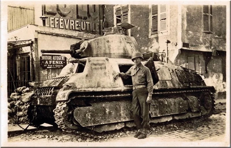 Photo : Tank allemand à Melun.